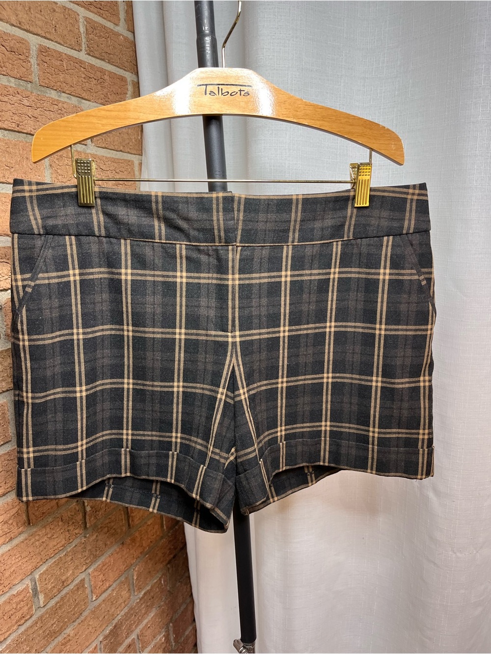 The Limited Cassidy Fit Plaid Tailored Shorts  12 Brown Black Career Preppy